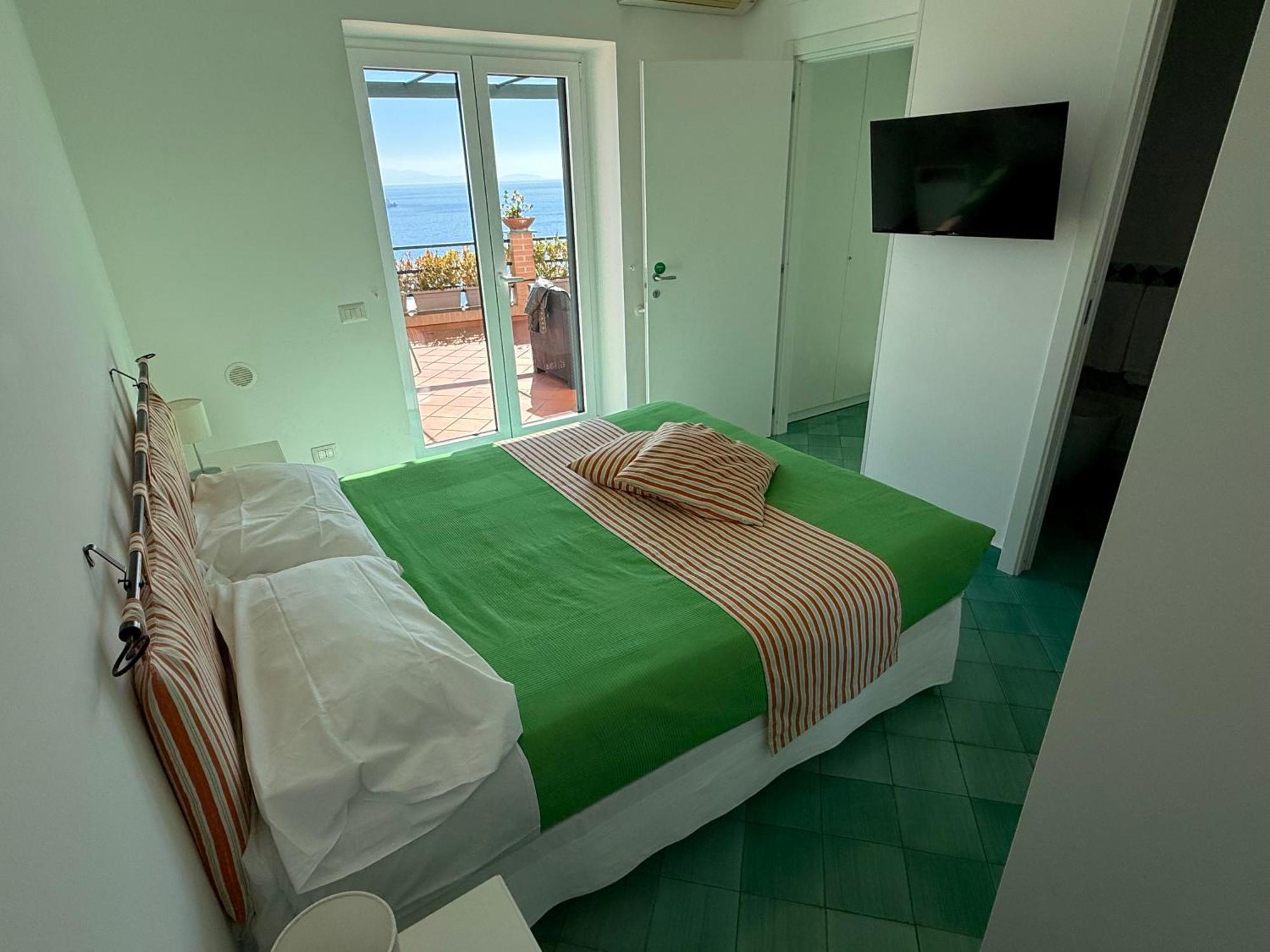 Casa Gabriella - Amalfi Coast - Free Parking - Full Sea View Villa Vietri Екстериор снимка