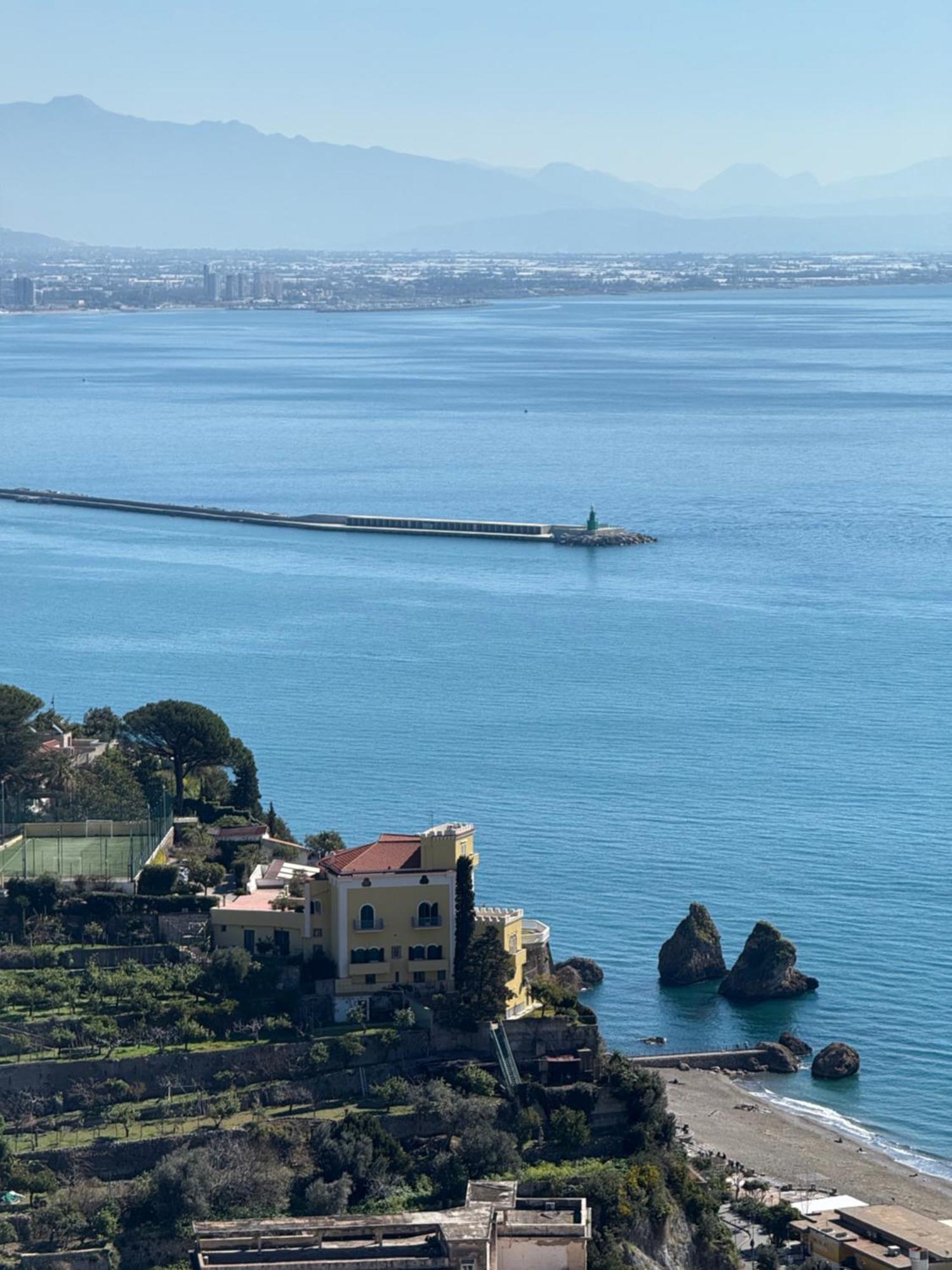 Casa Gabriella - Amalfi Coast - Free Parking - Full Sea View Villa Vietri Екстериор снимка